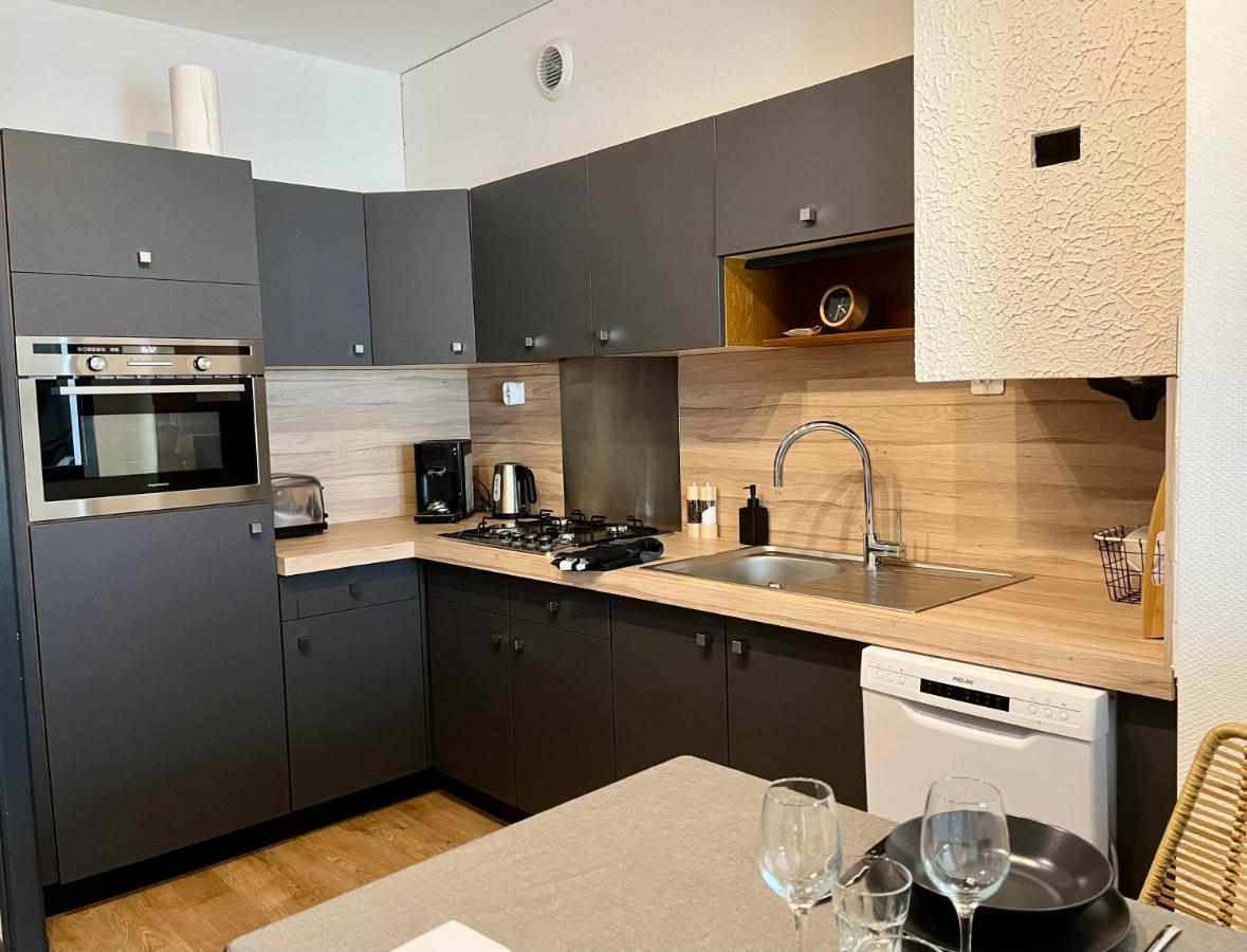 Coeur De Concarneau, Appartement Entier, Proche Centre, Corniche Et Plage Avec Parking Exterior photo